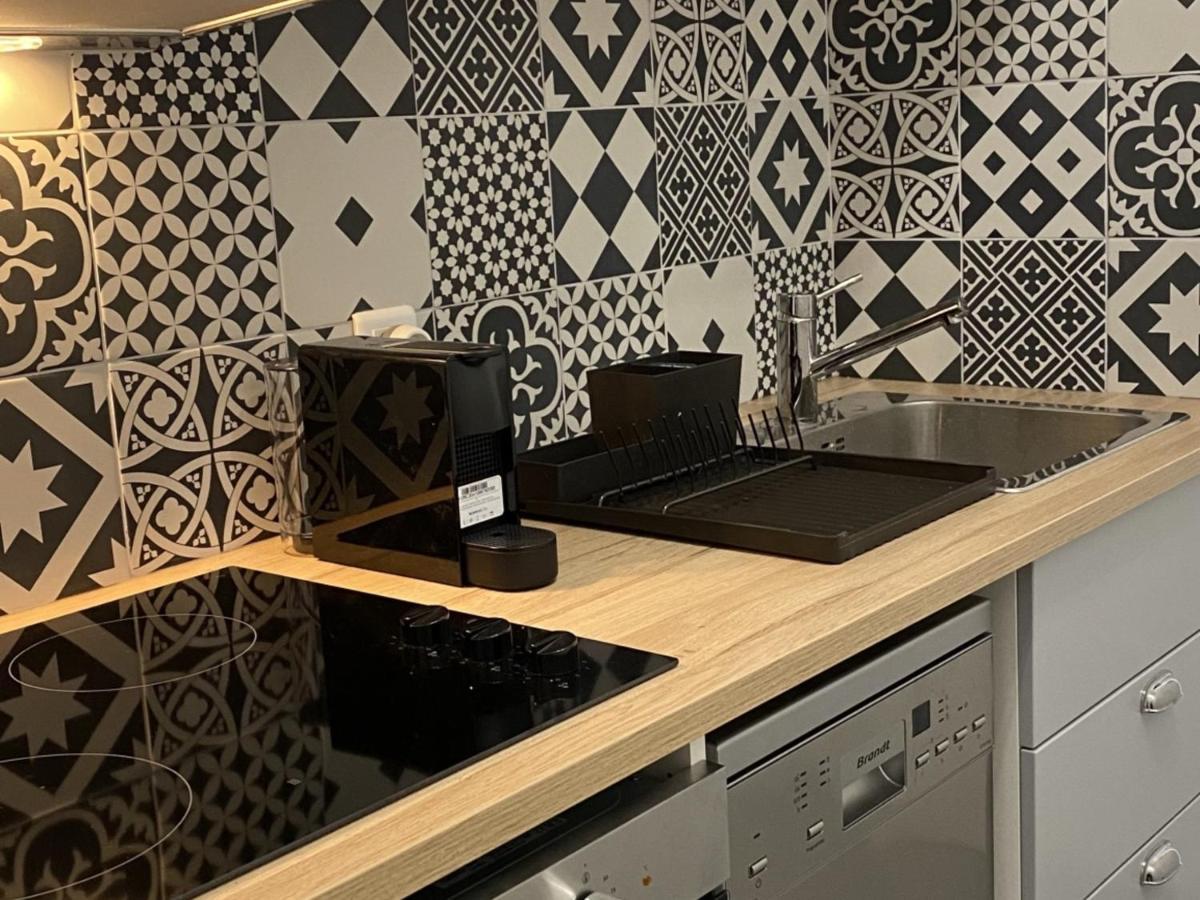 Charmant 2 Pieces Avec Parking Et Ascenseur, Proche Centre-Ville De Cabourg - Fr-1-487-323 المظهر الخارجي الصورة